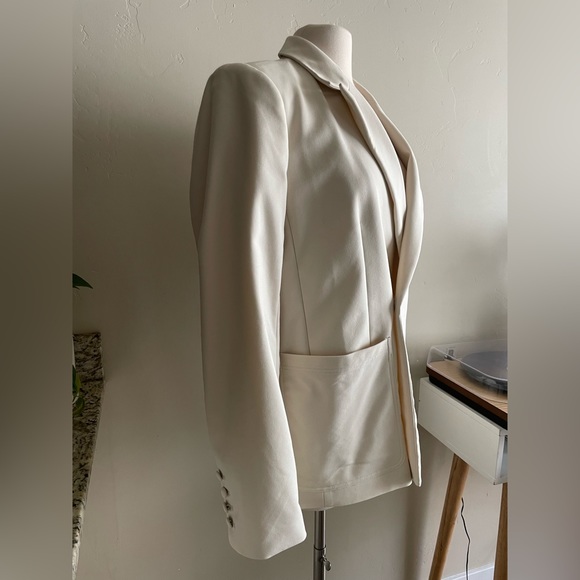 Good American oversized woven blazer. - Picture 3 of 8